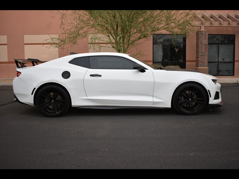 2016 Chevrolet Camaro SS   - Photo 1 - Mesa, AZ 85201