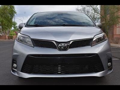 2018 Toyota Sienna SE 8-Passenger   - Photo 8 - Mesa, AZ 85201