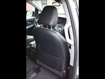 2018 Toyota Sienna SE 8-Passenger   - Photo 26 - Mesa, AZ 85201
