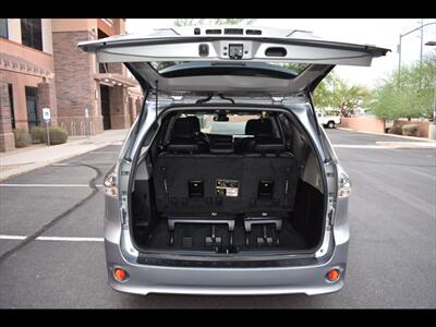 2018 Toyota Sienna SE 8-Passenger   - Photo 24 - Mesa, AZ 85201