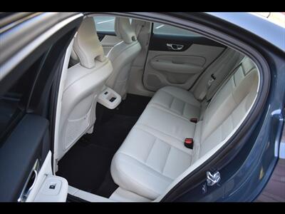 2020 Volvo S60 T6 Momentum   - Photo 19 - Mesa, AZ 85201