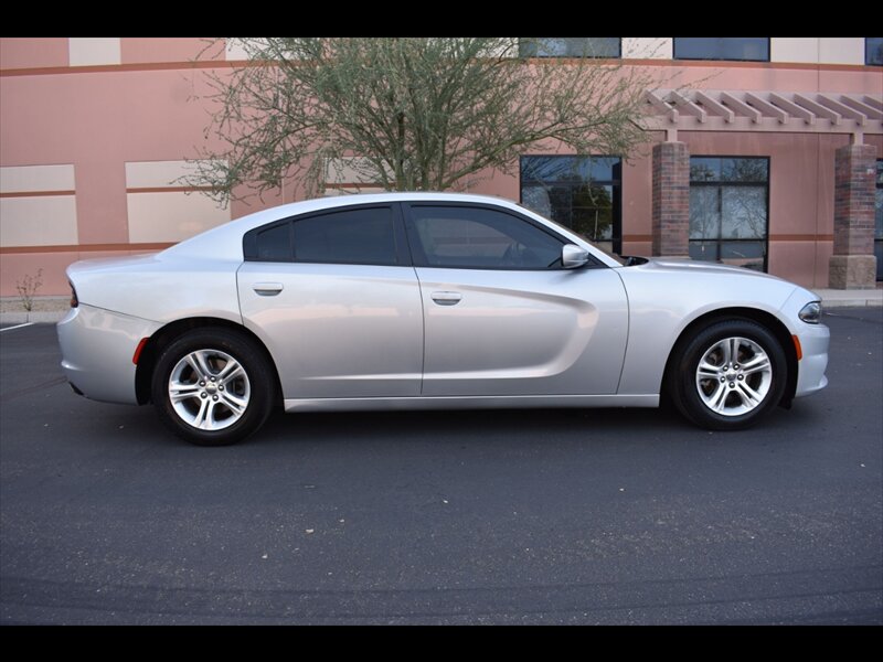 2020 Dodge Charger SXT   - Photo 1 - Mesa, AZ 85201