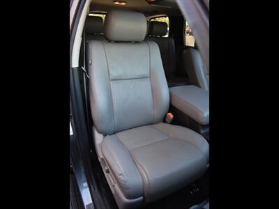 2017 Toyota Sequoia Platinum   - Photo 43 - Mesa, AZ 85201