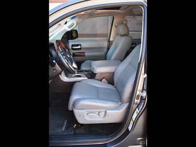 2017 Toyota Sequoia Platinum   - Photo 16 - Mesa, AZ 85201
