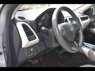 2022 Honda HR-V LX   - Photo 13 - Mesa, AZ 85201