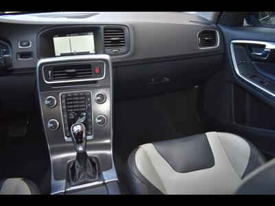 2016 Volvo S60 Cross Country T5 Platinum   - Photo 29 - Mesa, AZ 85201