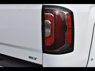 2018 GMC Sierra 1500 SLT - Photo 52 - Mesa, AZ 85201