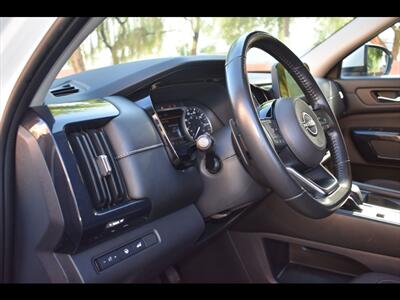 2022 Nissan Pathfinder SV - Photo 15 - Mesa, AZ 85201