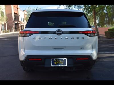 2022 Nissan Pathfinder SV - Photo 9 - Mesa, AZ 85201