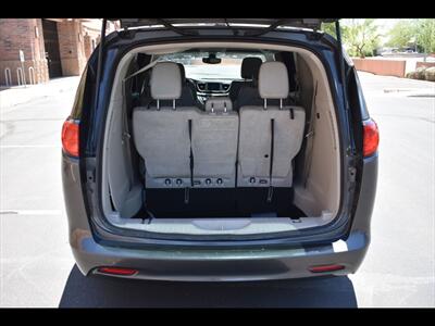 2021 Chrysler Voyager LXi - Photo 22 - Mesa, AZ 85201