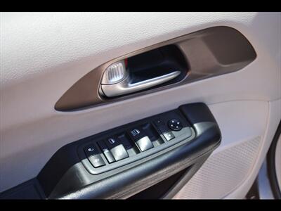 2021 Chrysler Voyager LXi - Photo 18 - Mesa, AZ 85201