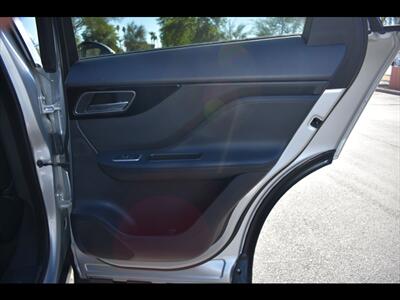 2019 Jaguar F-PACE 25t Premium   - Photo 27 - Mesa, AZ 85201