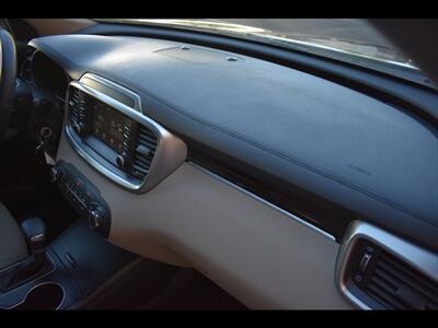 2019 Kia Sorento LX - Photo 37 - Mesa, AZ 85201