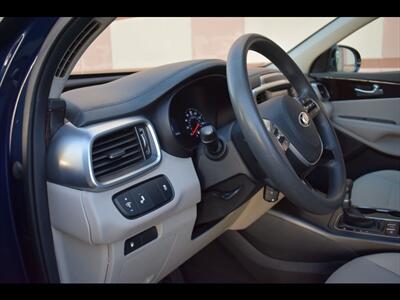 2019 Kia Sorento LX - Photo 15 - Mesa, AZ 85201