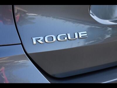 2020 Nissan Rogue SV - Photo 50 - Mesa, AZ 85201