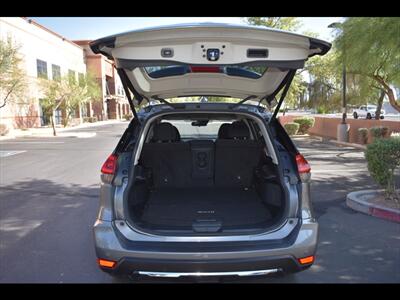 2020 Nissan Rogue SV - Photo 25 - Mesa, AZ 85201