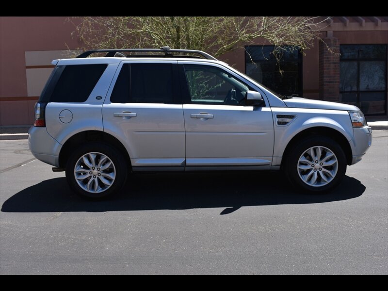 2014 Land Rover LR2   - Photo 1 - Mesa, AZ 85201