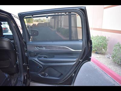 2021 Jeep Grand Cherokee L Overland   - Photo 23 - Mesa, AZ 85201