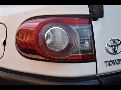 2013 Toyota FJ Cruiser   - Photo 37 - Mesa, AZ 85201