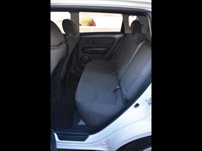 2012 Kia Soul   - Photo 18 - Mesa, AZ 85201