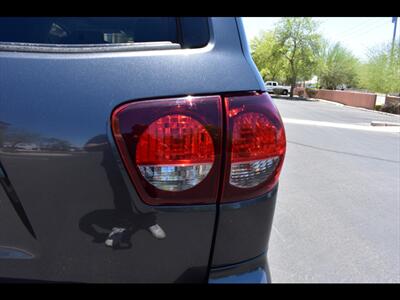 2019 Toyota Sequoia SR5   - Photo 12 - Mesa, AZ 85201