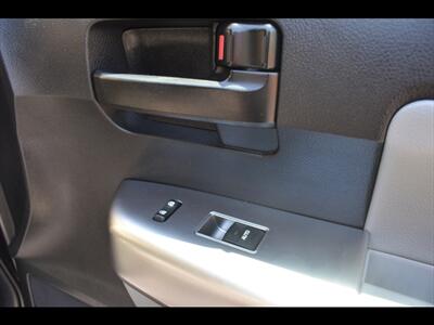 2019 Toyota Sequoia SR5   - Photo 33 - Mesa, AZ 85201