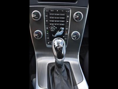 2015 Volvo V60 T5 Drive-E Platinum   - Photo 12 - Mesa, AZ 85201