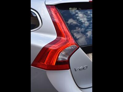 2015 Volvo V60 T5 Drive-E Platinum   - Photo 46 - Mesa, AZ 85201