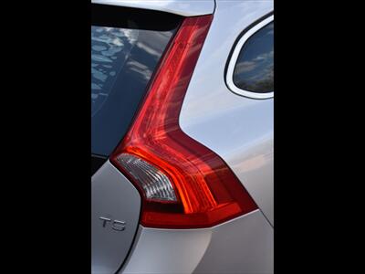 2015 Volvo V60 T5 Drive-E Platinum   - Photo 48 - Mesa, AZ 85201