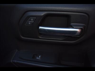 2022 Chevrolet Silverado 1500 Limited Custom   - Photo 35 - Mesa, AZ 85201