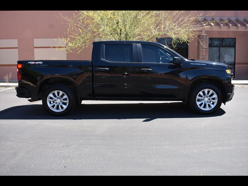 2022 Chevrolet Silverado 1500 Limited Custom   - Photo 1 - Mesa, AZ 85201