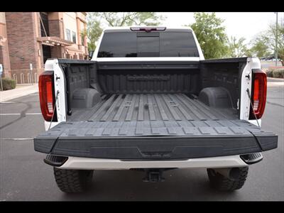 2022 GMC Sierra 2500HD Denali   - Photo 26 - Mesa, AZ 85201