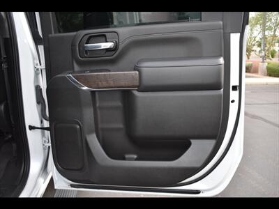 2022 GMC Sierra 2500HD Denali   - Photo 30 - Mesa, AZ 85201