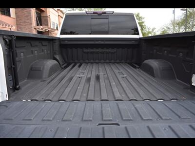 2022 GMC Sierra 2500HD Denali   - Photo 27 - Mesa, AZ 85201