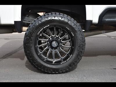 2022 GMC Sierra 2500HD Denali   - Photo 43 - Mesa, AZ 85201