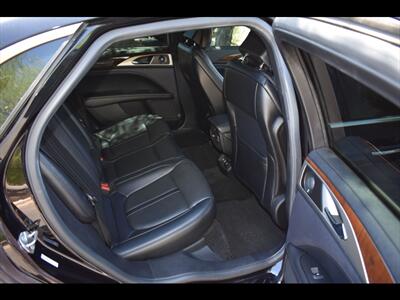 2019 Lincoln MKZ Hybrid Reserve II   - Photo 29 - Mesa, AZ 85201