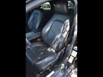 2019 Lincoln MKZ Hybrid Reserve II   - Photo 18 - Mesa, AZ 85201