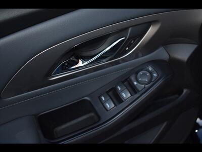2018 Chevrolet Traverse LT Cloth - Photo 19 - Mesa, AZ 85201