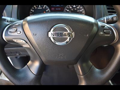 2014 Nissan Pathfinder S   - Photo 12 - Mesa, AZ 85201