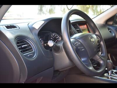 2014 Nissan Pathfinder S   - Photo 13 - Mesa, AZ 85201