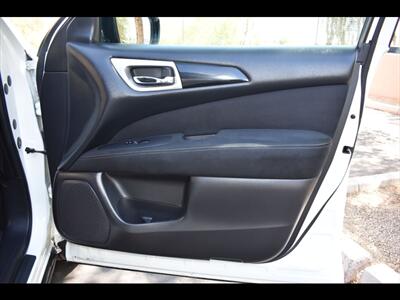 2014 Nissan Pathfinder S   - Photo 34 - Mesa, AZ 85201