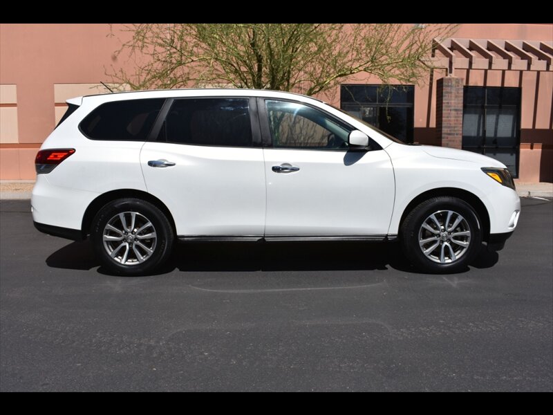 2014 Nissan Pathfinder S - Photo 1 - Mesa, AZ 85201