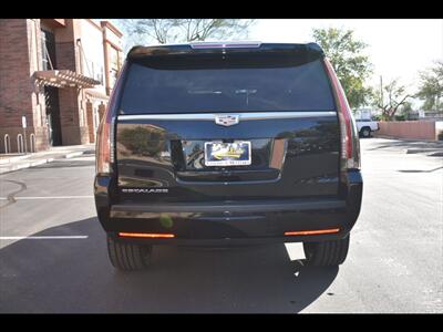 2017 Cadillac Escalade Luxury   - Photo 9 - Mesa, AZ 85201