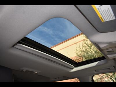 2017 Cadillac Escalade Luxury   - Photo 39 - Mesa, AZ 85201