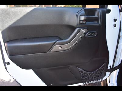 2017 Jeep Wrangler Unlimited Sport S   - Photo 17 - Mesa, AZ 85201