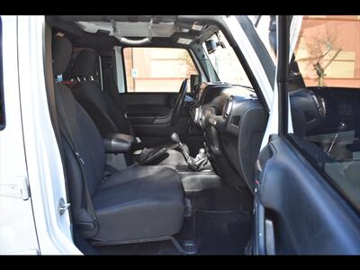 2017 Jeep Wrangler Unlimited Sport S   - Photo 35 - Mesa, AZ 85201