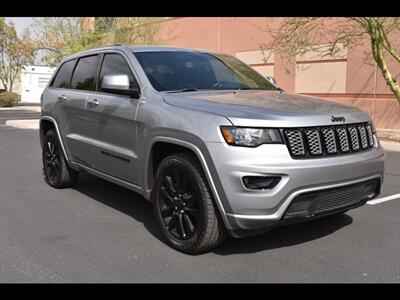 2018 Jeep Grand Cherokee Altitude   - Photo 2 - Mesa, AZ 85201