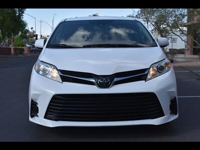 2020 Toyota Sienna LE 8-Passenger   - Photo 8 - Mesa, AZ 85201