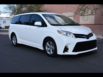 2020 Toyota Sienna LE 8-Passenger   - Photo 2 - Mesa, AZ 85201