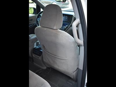 2020 Toyota Sienna LE 8-Passenger   - Photo 25 - Mesa, AZ 85201